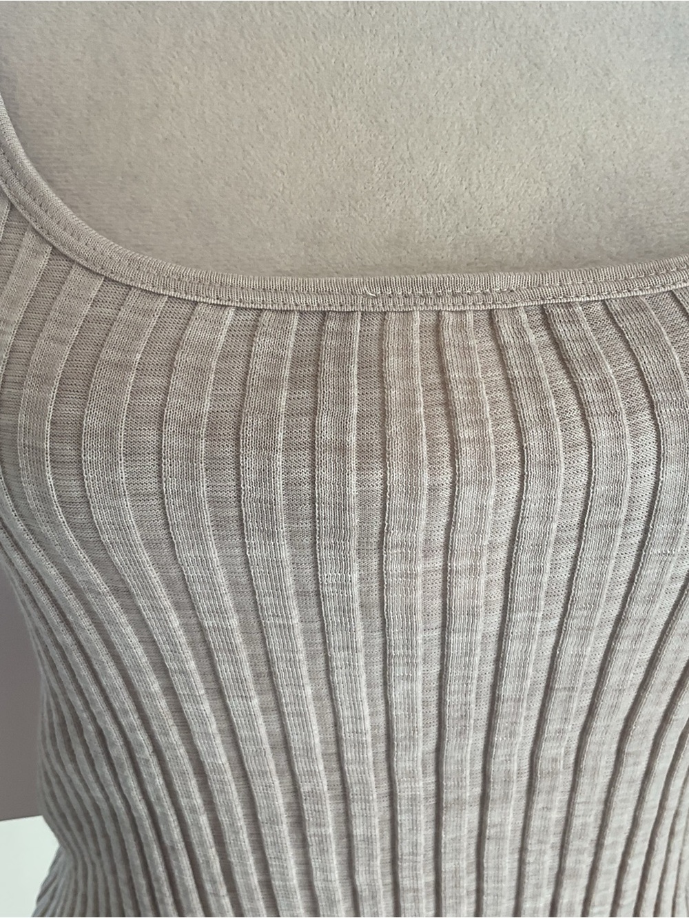 Athleta Eternal Seamless Crop Top, Wool Blend, Square Neck. NWT, Women's Large - Picture 3 of 12